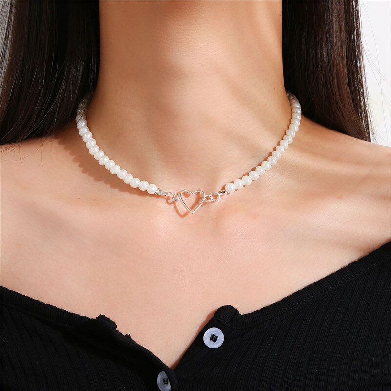 Exquisite Pearl Beads Short Chain Necklace For Women Fashion Elegant Crystal Butterfly Pendant Choker Necklaces Jewelry Gifts