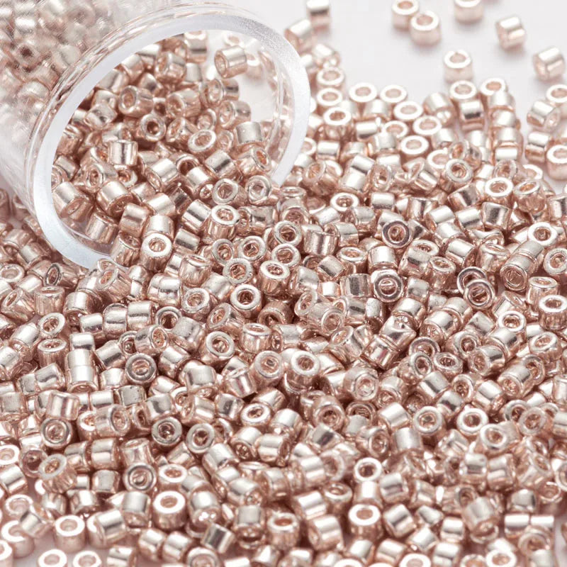 2000pcs 11/0 1.3*1.6mm Generic Metallic Color Glass Beads Japanese Uniform Loose Spacer Seed Beads for Jewelry Making DIY Sewing