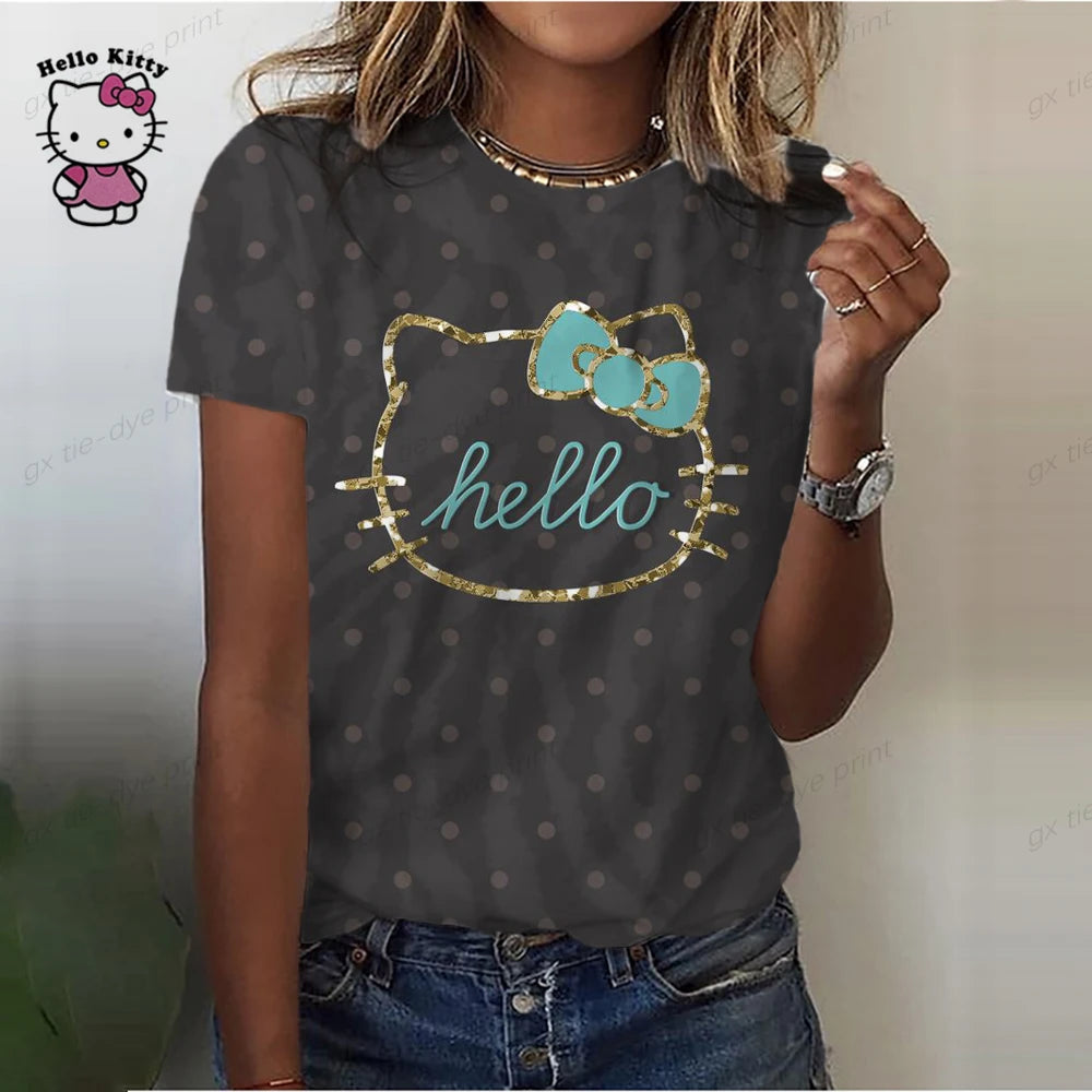 Hello Kitty Chic: Harajuku Tee for the Fashion-Forward Woman