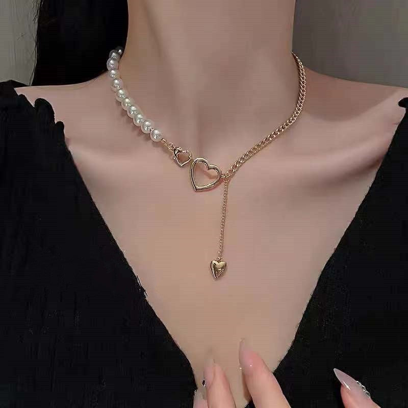 Exquisite Pearl Beads Short Chain Necklace For Women Fashion Elegant Crystal Butterfly Pendant Choker Necklaces Jewelry Gifts