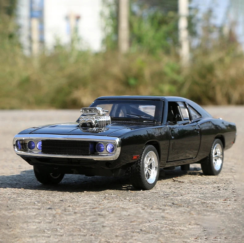 Adrenaline Rush: 1:32 Dodge Challenger Fast Alloy Car Model - A Furious Ride for Every Young Enthusiast