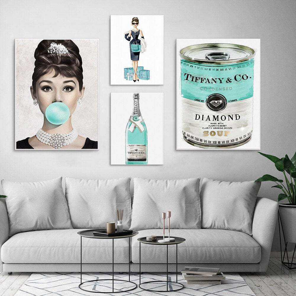 Breakfast at Tiffany's: Audrey Hepburn Bautiful Canvas Art