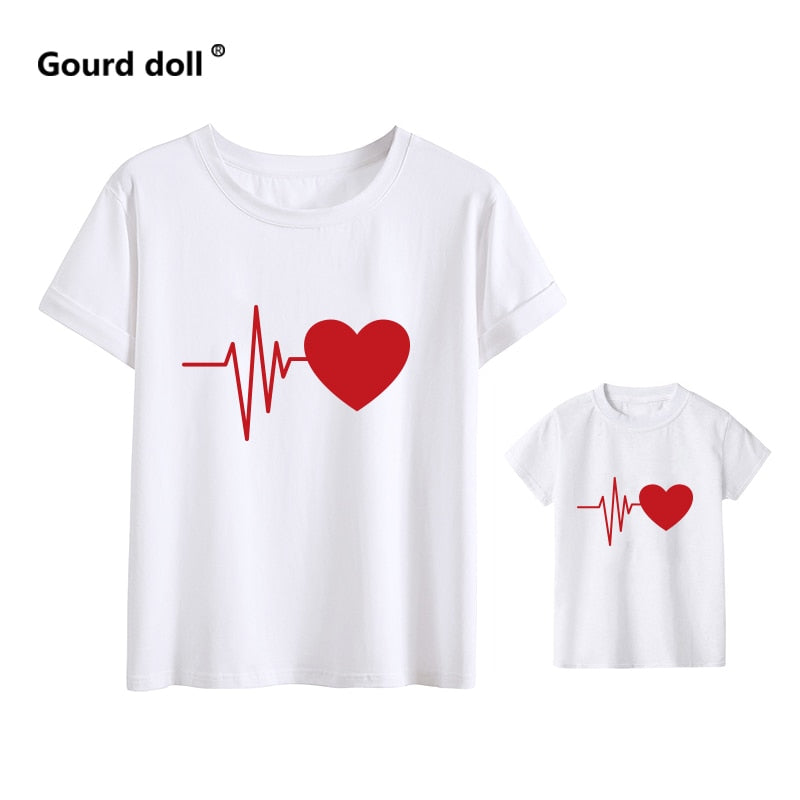 Cute Family Look Matching Clothes Mommy And Me Tshirt Mother Daughter Son Outfits Women Mom T-shirt Baby Girl Boys T Shirt