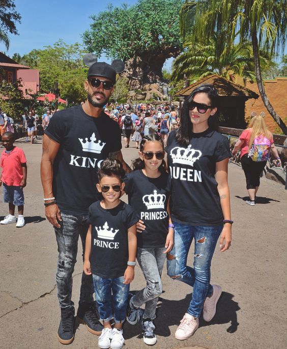 King & Queen: Summer Couple T-Shirts with Fun Prints