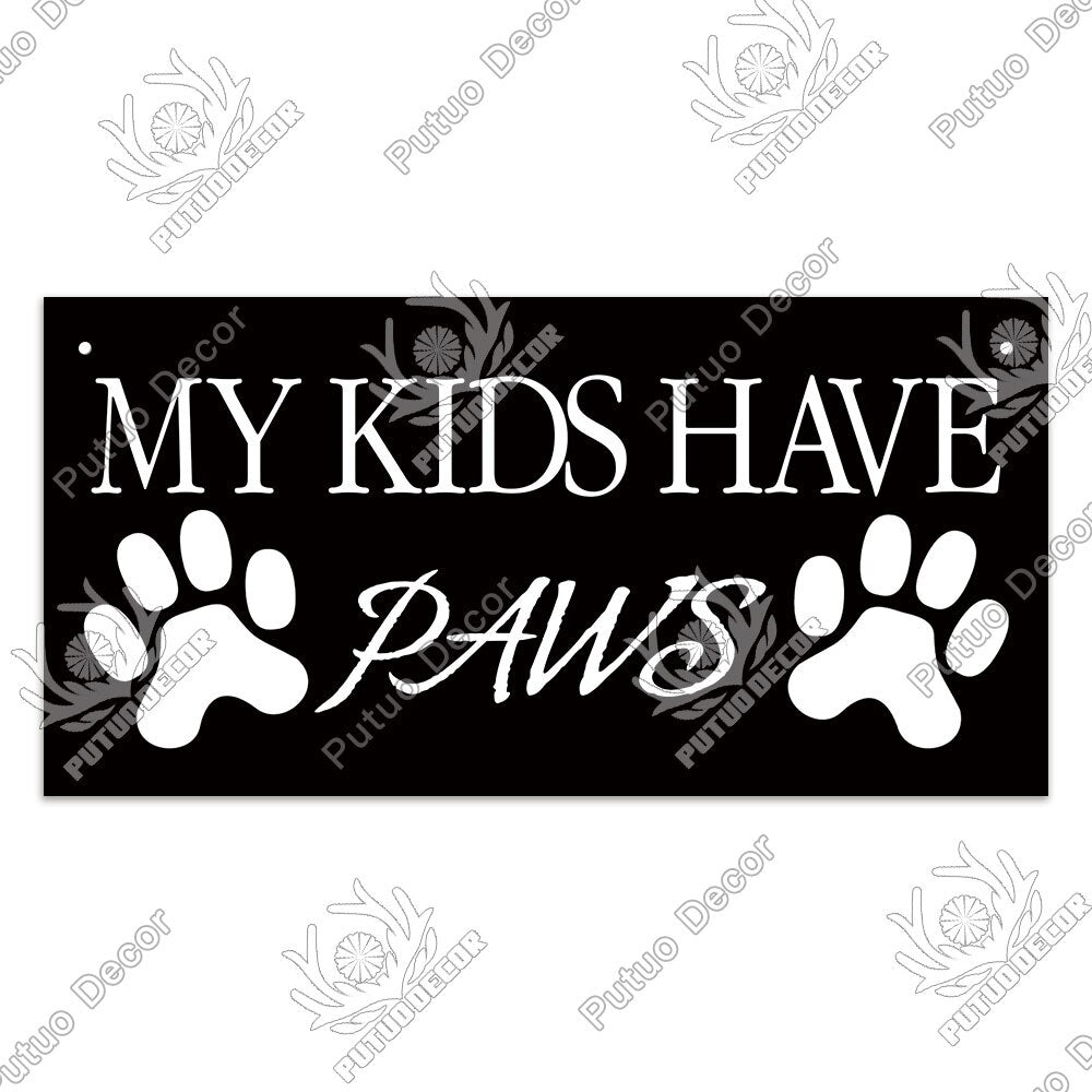 "Charming Wooden Dog Signs: Enhance Your Dog House or Kennel with Decorative Pet Friendship Plaques"