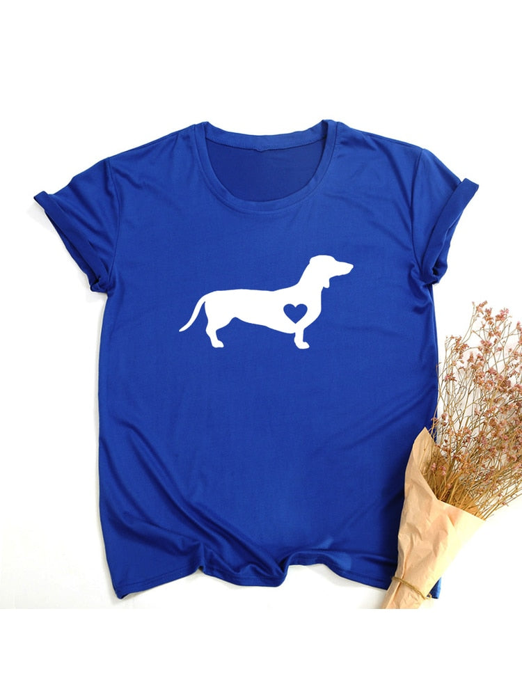 Dachshund Delight: Chic Dog Mom Women's T-Shirt