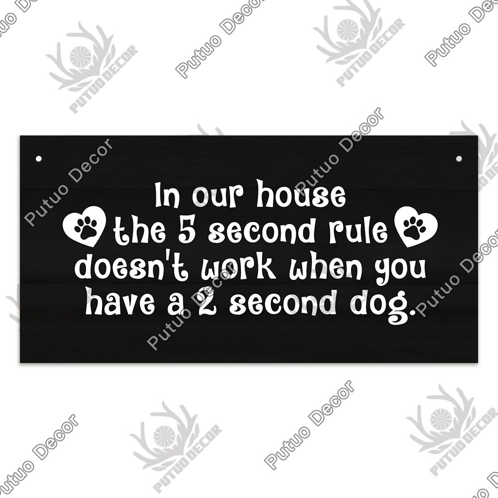 "Charming Wooden Dog Signs: Enhance Your Dog House or Kennel with Decorative Pet Friendship Plaques"